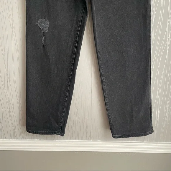 Women's High-Rise Vintage Straight Jeans - Universal Thread Black 2/26 - Picture 5 of 11
